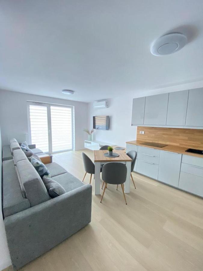 Kapitanska A11 Apartment กชึชโบโว ภายนอก รูปภาพ